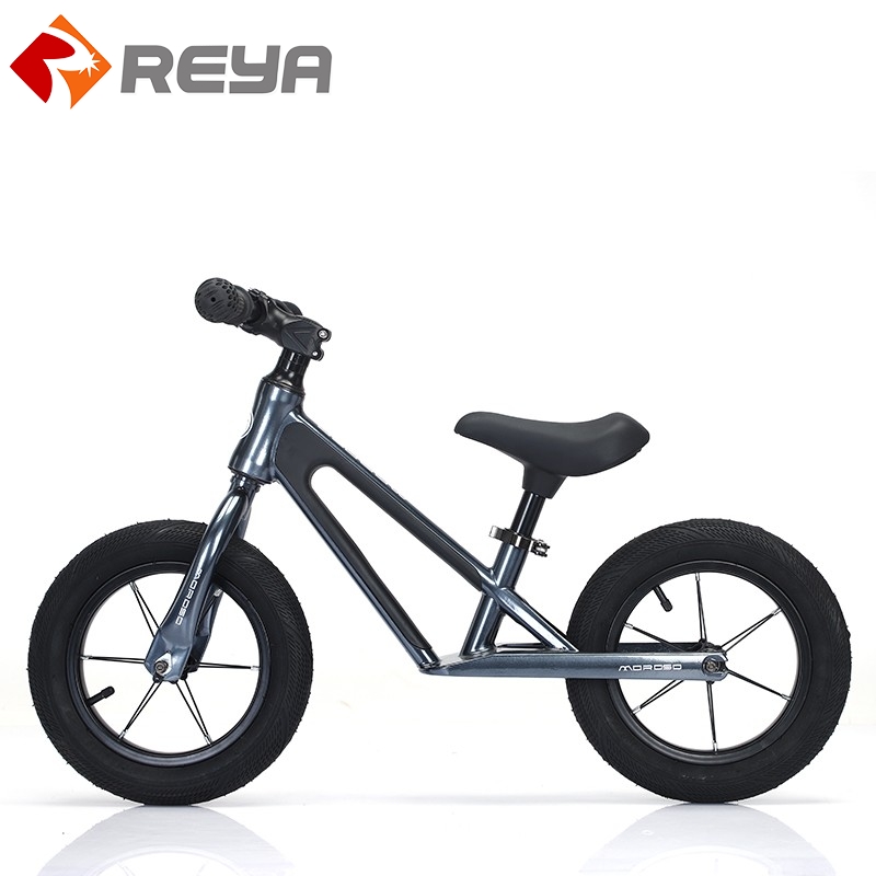 PH017 Children’s Balancing Car 1-6 Years Old Children’s Scooter Pedial less Sliding Bicycle Men’s And Women’s Balancing Car